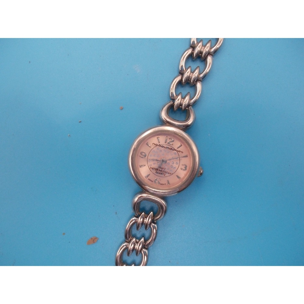 No Boundaries Womens Silver Tone Chain Link Bracelet Watch NB833 Pink Dial